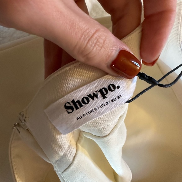 Showpo Cream-colored skirt - Picture 4 of 5